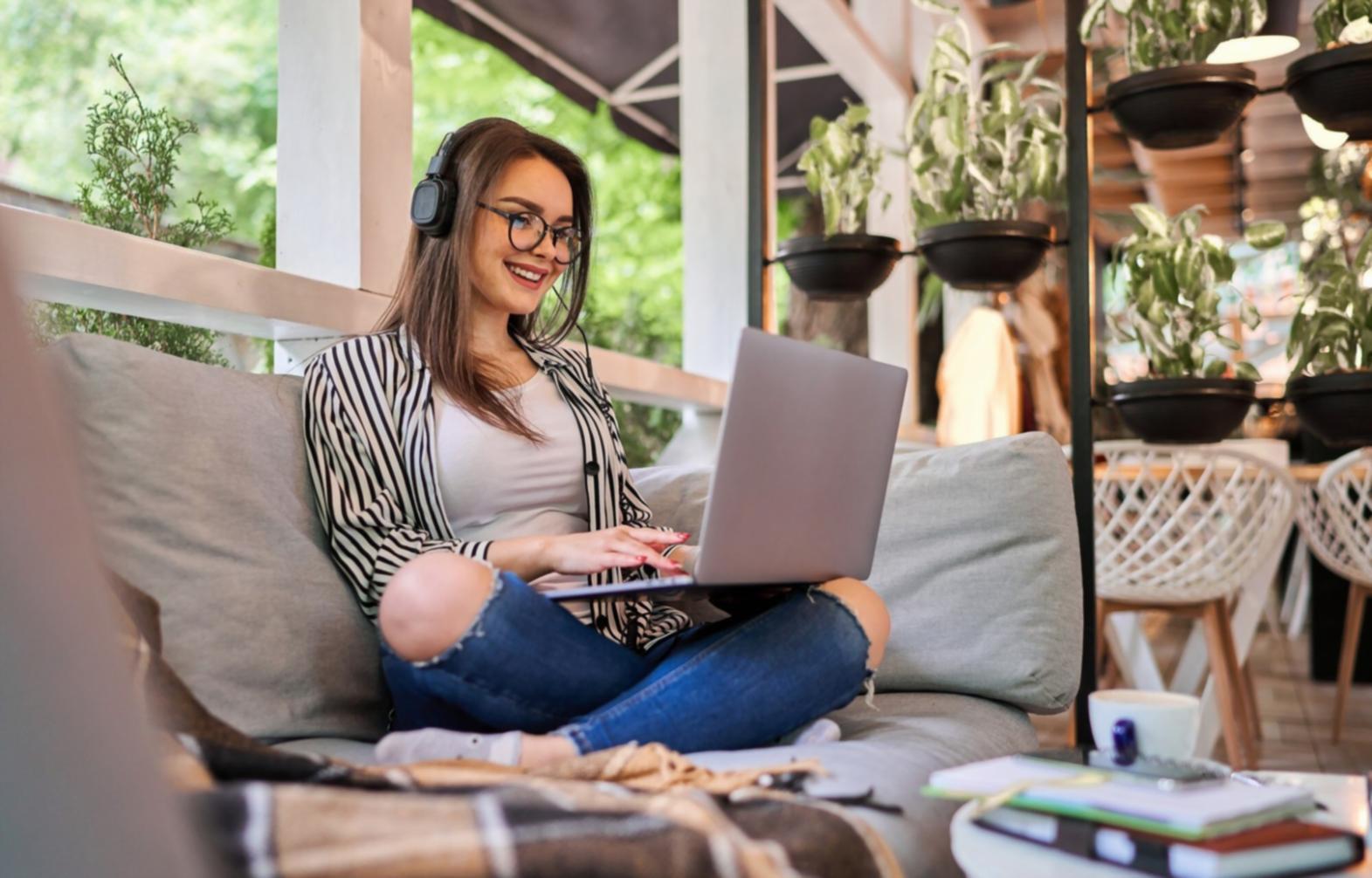 Modernes Büro mit professioneller Arbeitsatmosphäre in Wuppertal